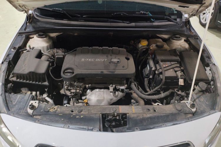 Used Chevrolet Cruze 2015 1.5L Classic SE AT Engine Bay