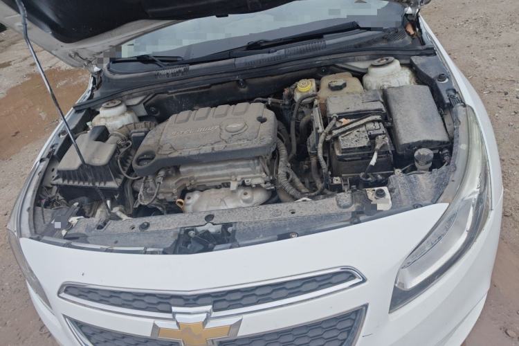 Used Chevrolet Cruze 2015 1.5L Classic SE AT Engine Bay