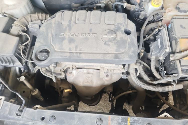 Used Chevrolet Cruze 2015 1.5L Classic SE AT Engine Bay