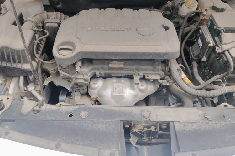Used Chevrolet Cruze 2015 1.5L Classic SE AT Engine Bay
