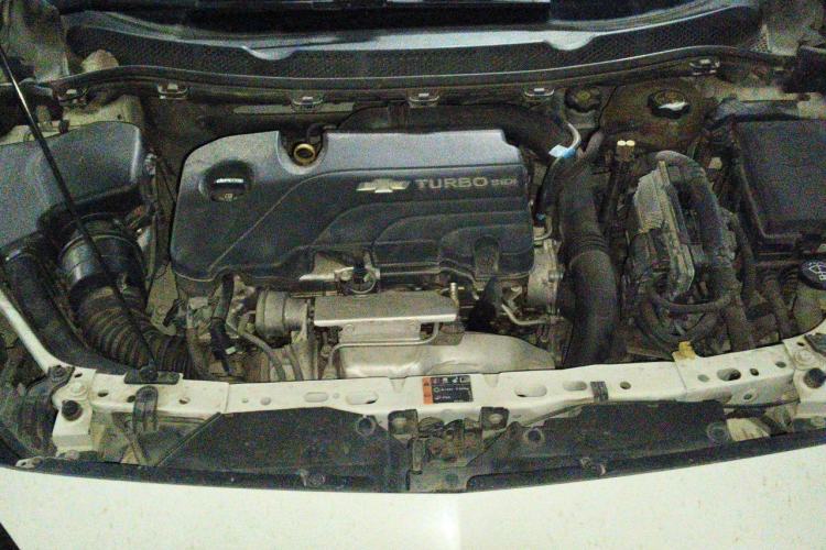Used Chevrolet Cruze 2015 1.4T DCG Luxury Edition Engine Bay