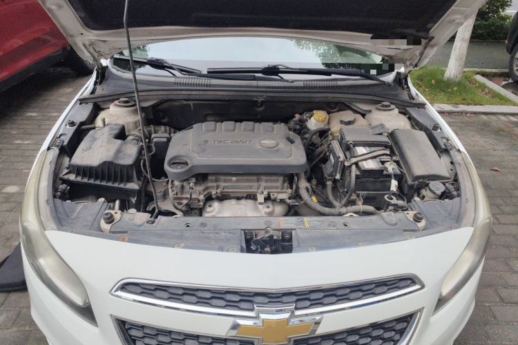 Used Chevrolet Cruze 2015 1.5L Classic SE AT Engine Bay