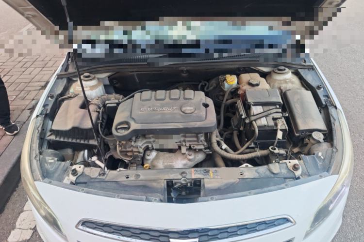 Used Chevrolet Cruze 2015 1.5L Classic SE MT Engine Bay
