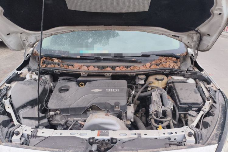 Used Chevrolet Cruze 2015 1.5L Manual Elite Edition Engine Bay