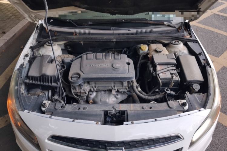 Used Chevrolet Cruze 2015 1.5L Classic SL MT Engine Bay