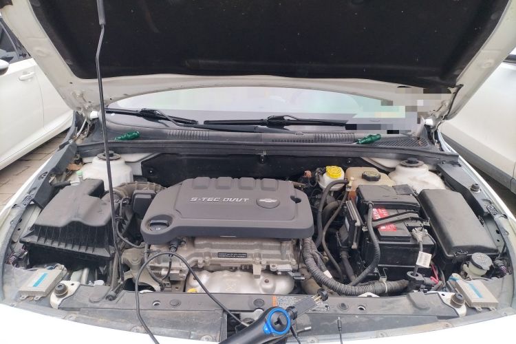 Used Chevrolet Cruze 2015 1.5L Classic SE AT Engine Bay