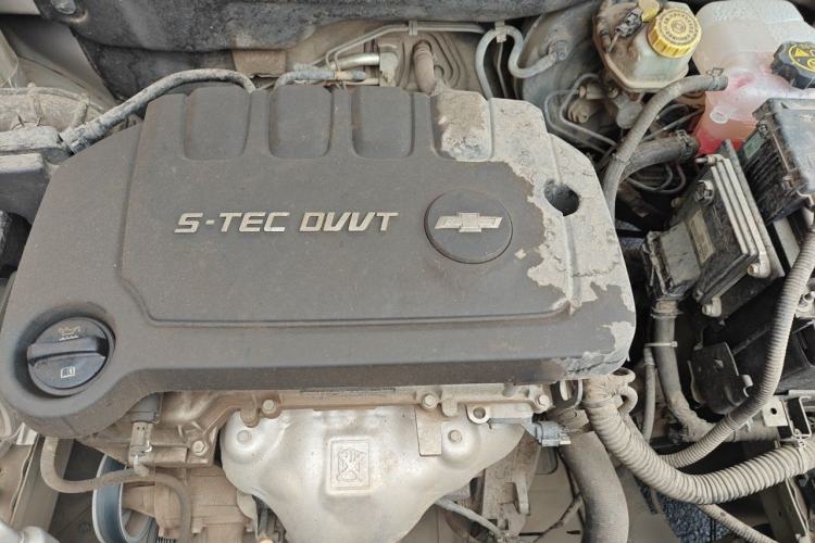 Used Chevrolet Cruze 2015 1.5L Classic SL MT Engine Bay