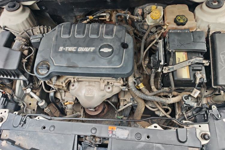 Used Chevrolet Cruze 2015 1.5L Classic SE AT Engine Bay