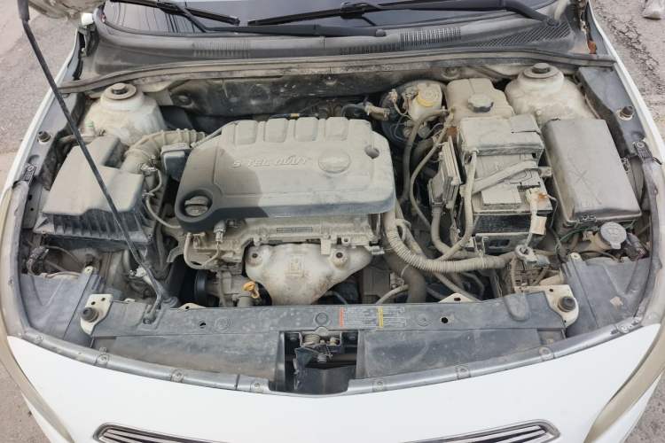 Used Chevrolet Cruze 2015 1.5L Classic SE AT Engine Bay