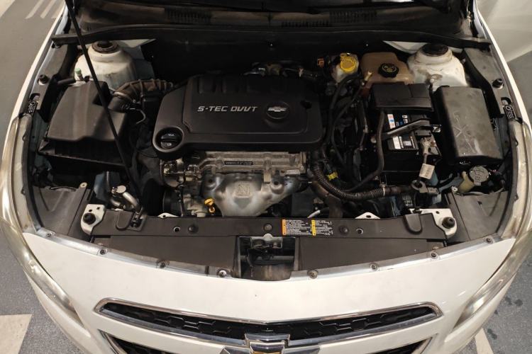 Used Chevrolet Cruze 2015 1.5L Classic SE AT Engine Bay