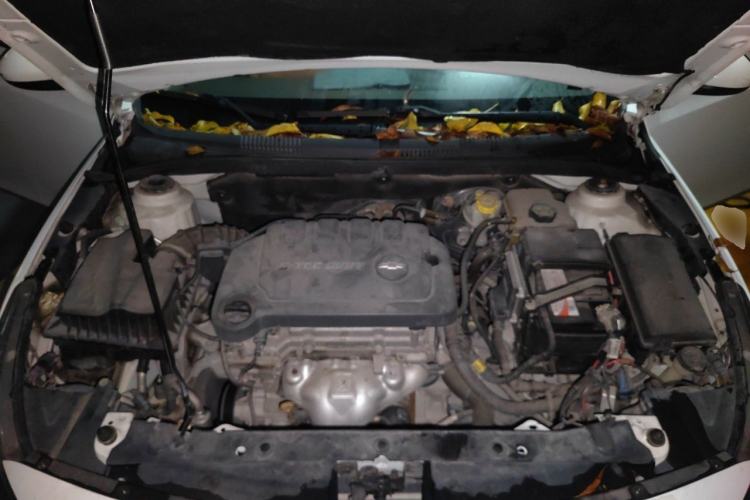 Used Chevrolet Cruze 2015 1.5L Classic SE AT Engine Bay