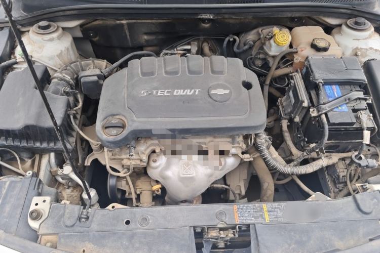 Used Chevrolet Cruze 2015 1.5L Classic SL MT Engine Bay