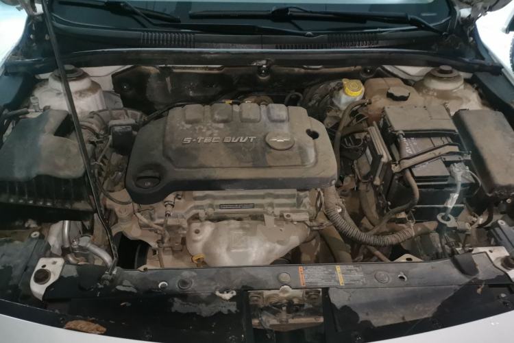 Used Chevrolet Cruze 2015 1.5L Classic SL MT Engine Bay