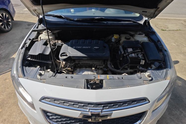 Used Chevrolet Cruze 2015 1.5L Classic SL MT Engine Bay