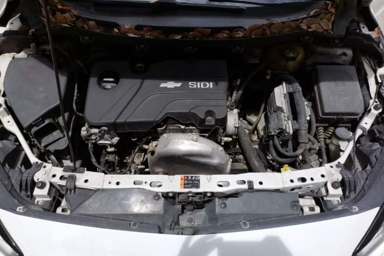Used Chevrolet Cruze 2015 1.5L Automatic Luxury Edition Engine Bay