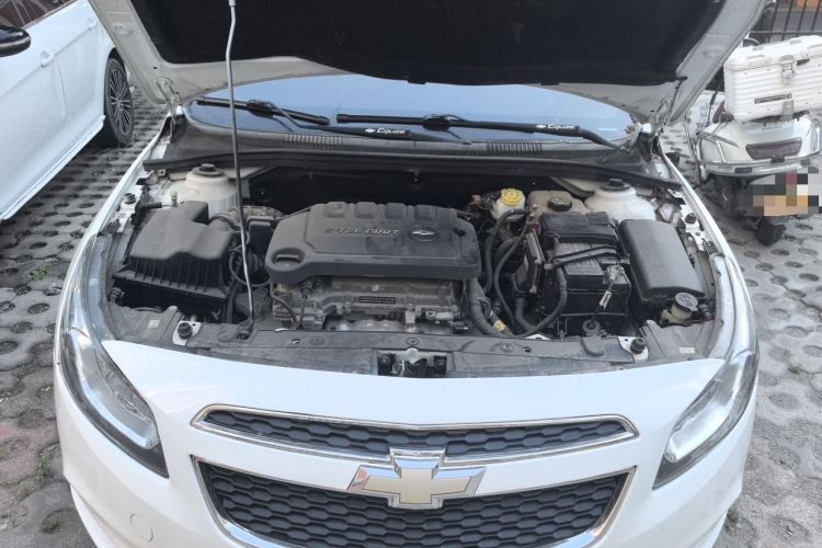 Used Chevrolet Cruze 2015 1.5L Classic SE AT Engine Bay