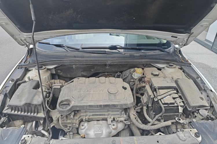 Used Chevrolet Cruze 2015 1.5L Classic SL MT Engine Bay