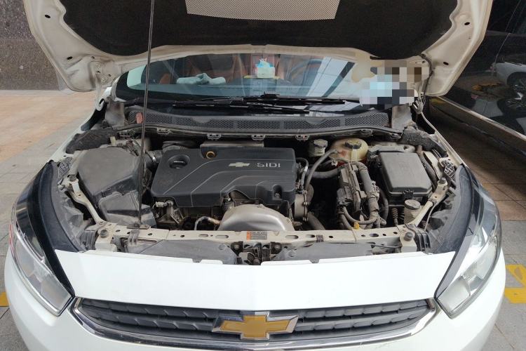 Used Chevrolet Cruze 2015 1.5L Manual Elite Edition Engine Bay