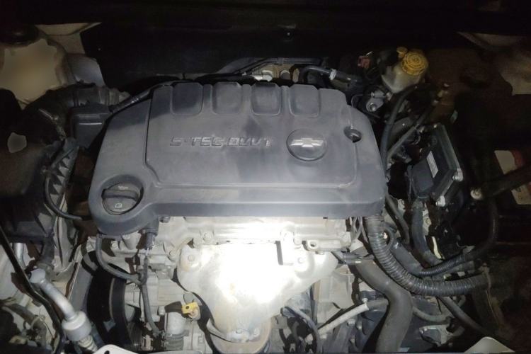Used Chevrolet Cruze 2015 1.5L Classic SE AT Engine Bay