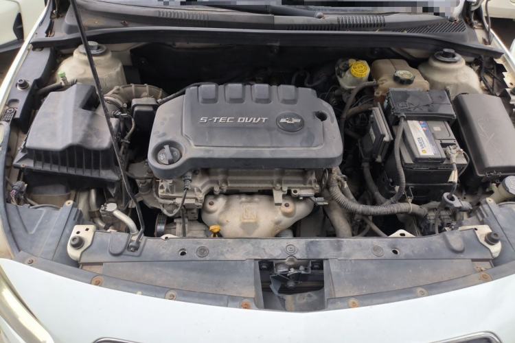 Used Chevrolet Cruze 2015 1.5L Classic SL MT Engine Bay