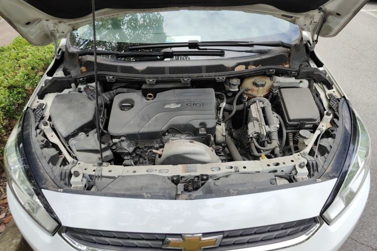 Used Chevrolet Cruze 2015 1.5L Automatic Luxury Edition Engine Bay