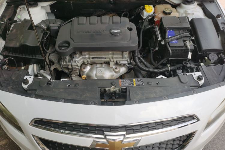Used Chevrolet Cruze 2015 1.5L Classic SE MT Engine Bay