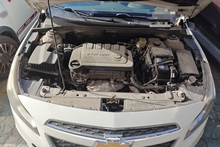 Used Chevrolet Cruze 2015 1.5L Classic SE AT Engine Bay