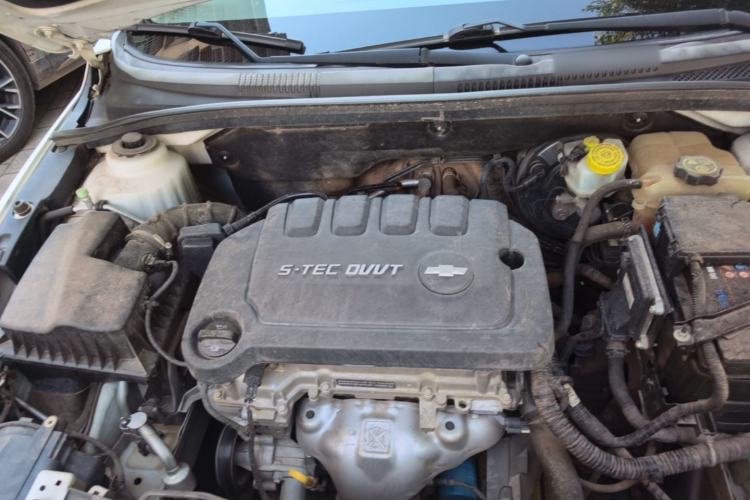 Used Chevrolet Cruze 2015 1.5L Classic SE MT Engine Bay
