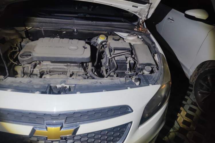 Used Chevrolet Cruze 2015 1.5L Classic SE MT Engine Bay Left