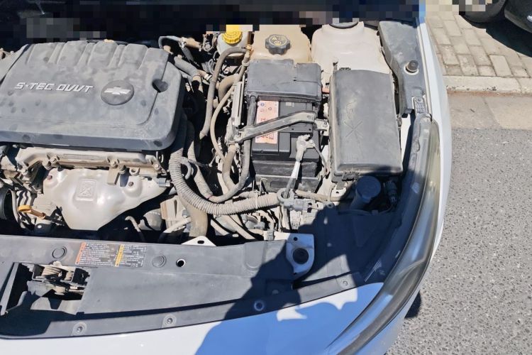 Used Chevrolet Cruze 2015 1.5L Classic SE AT Engine Bay Left