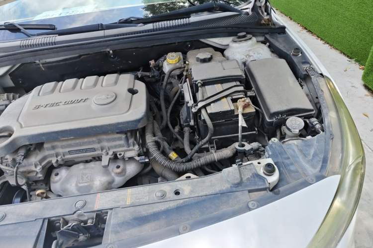 Used Chevrolet Cruze 2015 1.5L Classic SE AT Engine Bay Left