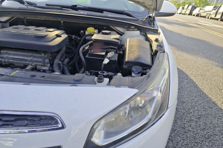 Used Chevrolet Cruze 2015 1.5L Classic SE AT Engine Bay Left