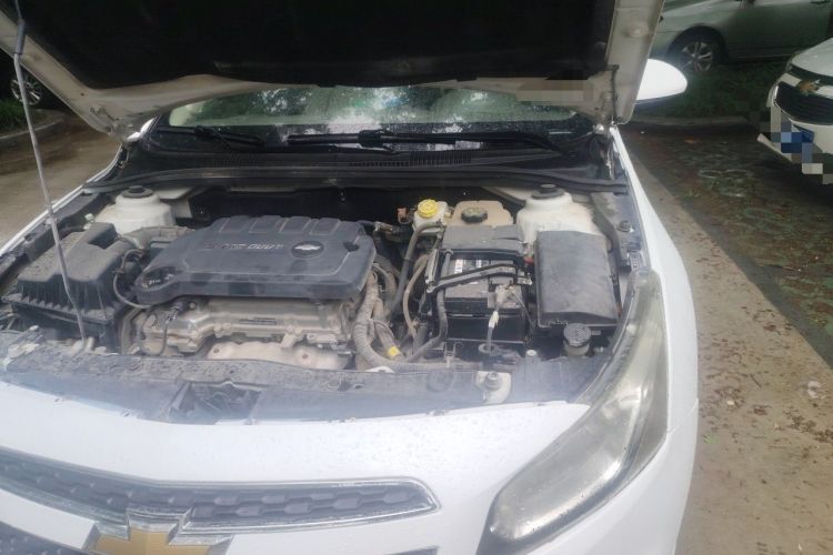 Used Chevrolet Cruze 2015 1.5L Classic SE AT Engine Bay Left