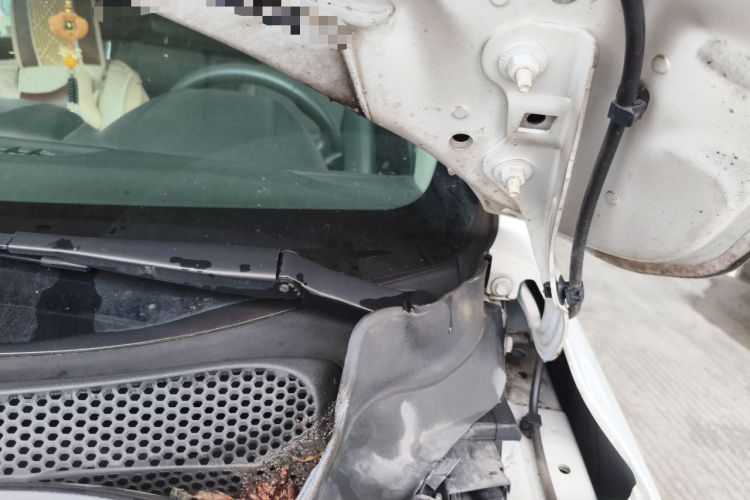 Used Chevrolet Cruze 2015 1.5L Manual Elite Edition Engine Bay Left