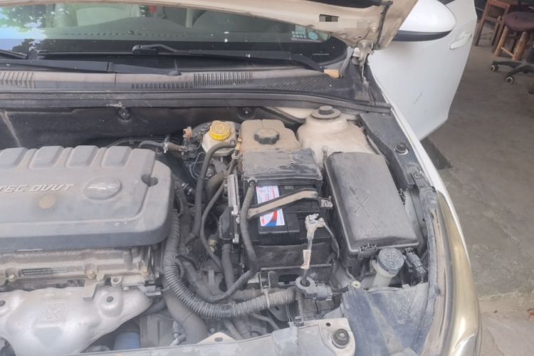 Used Chevrolet Cruze 2015 1.5L Classic SE AT Engine Bay Left