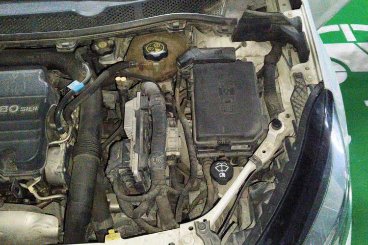 Used Chevrolet Cruze 2015 1.4T DCG Luxury Edition Engine Bay Left