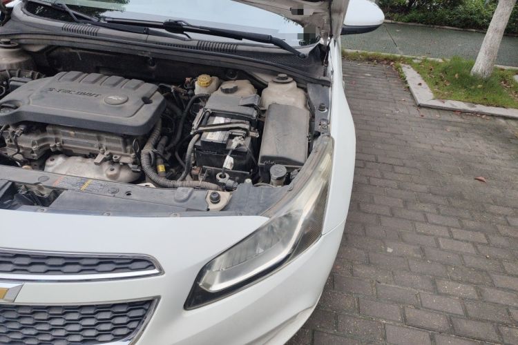 Used Chevrolet Cruze 2015 1.5L Classic SE AT Engine Bay Left
