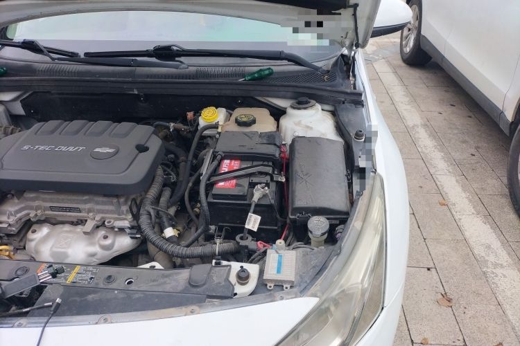 Used Chevrolet Cruze 2015 1.5L Classic SE AT Engine Bay Left