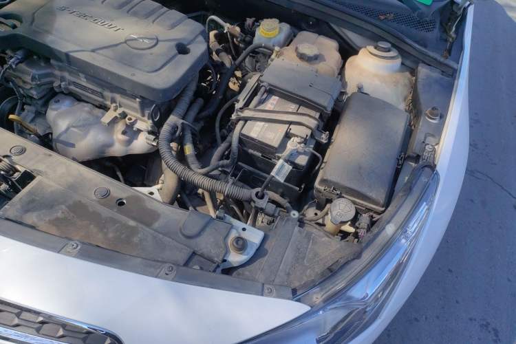 Used Chevrolet Cruze 2015 1.5L Classic SE AT Engine Bay Left