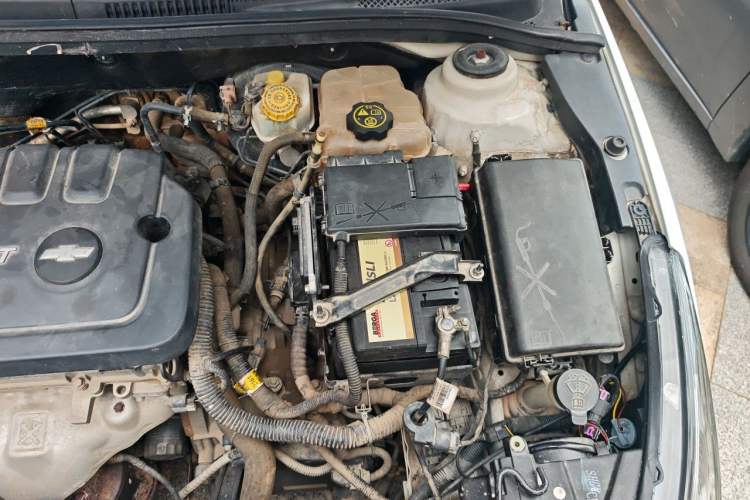 Used Chevrolet Cruze 2015 1.5L Classic SE AT Engine Bay Left
