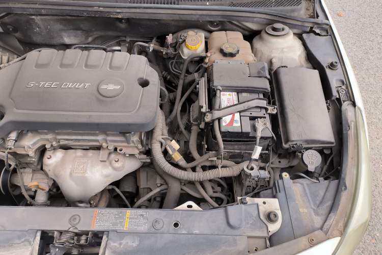 Used Chevrolet Cruze 2015 1.5L Classic SE AT Engine Bay Left
