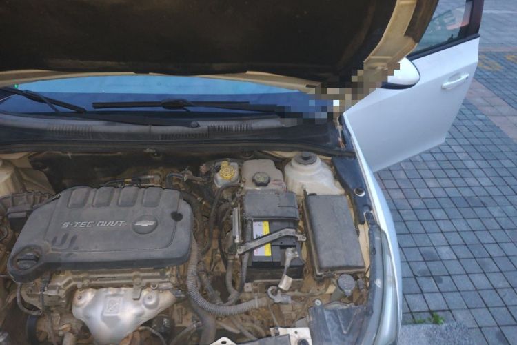 Used Chevrolet Cruze 2015 1.5L Classic SE AT Engine Bay Left