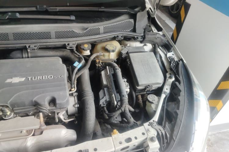 Used Chevrolet Cruze 2015 1.4T DCG Luxury Edition Engine Bay Left