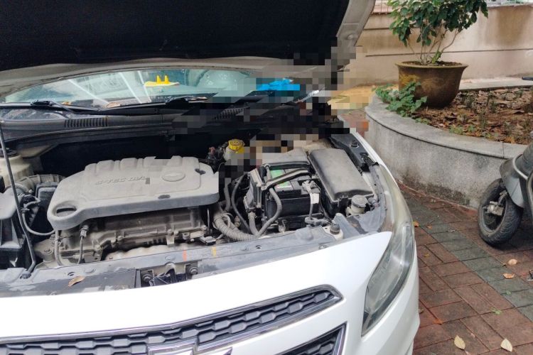 Used Chevrolet Cruze 2015 1.5L Classic SE AT Engine Bay Left