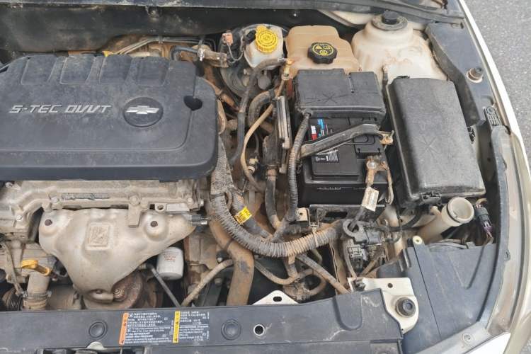 Used Chevrolet Cruze 2015 1.5L Classic SE AT Engine Bay Left