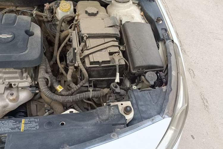 Used Chevrolet Cruze 2015 1.5L Classic SE AT Engine Bay Left