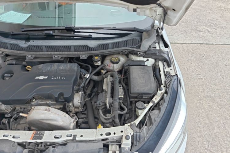 Used Chevrolet Cruze 2015 1.5L Automatic Luxury Edition Engine Bay Left