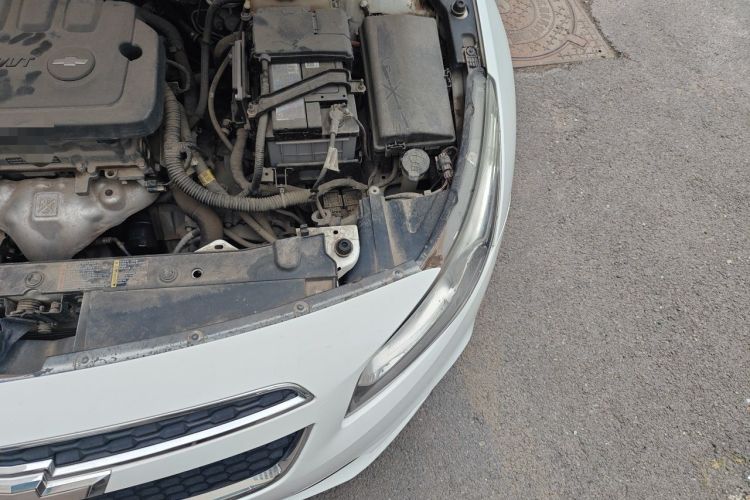 Used Chevrolet Cruze 2015 1.5L Classic SE AT Engine Bay Left