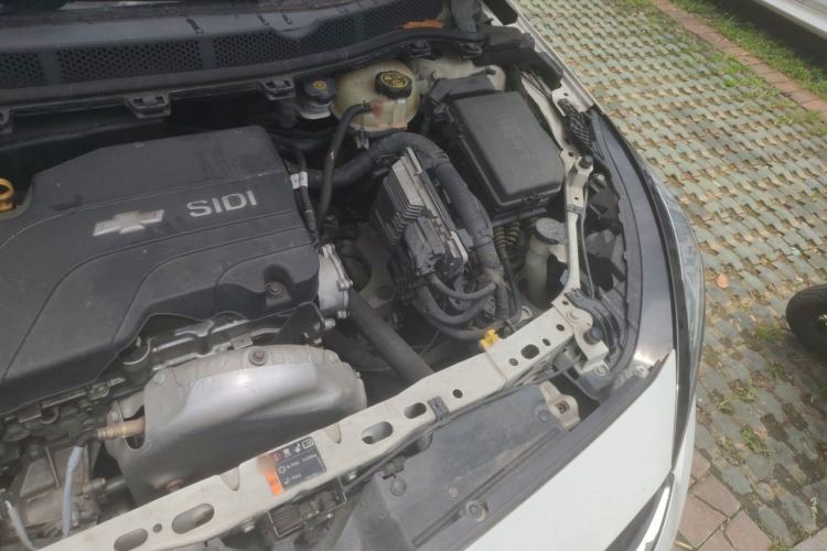 Used Chevrolet Cruze 2015 1.5L Manual Elite Edition Engine Bay Left