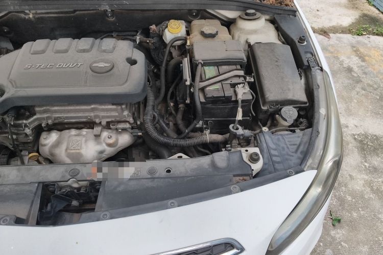 Used Chevrolet Cruze 2015 1.5L Classic SE AT Engine Bay Left